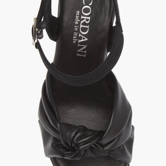 CORDANI Lola Knotted Platform Sandal
Black leather and suede
EU 38 US 7.5 NWOT - Picture 3 of 5